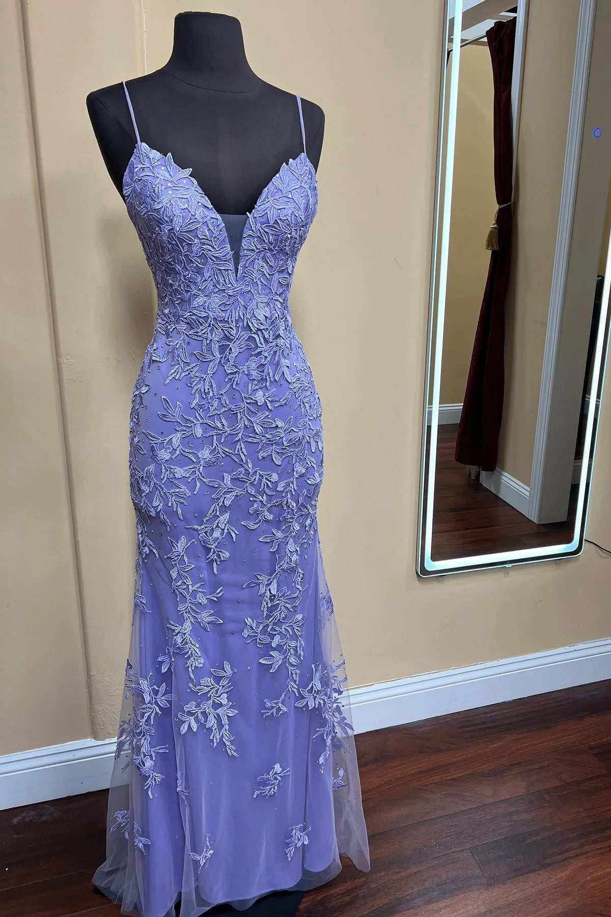 Deep V Neck Long Mermaid Spaghetti Straps Formal Evening Dresses Lace Appliques