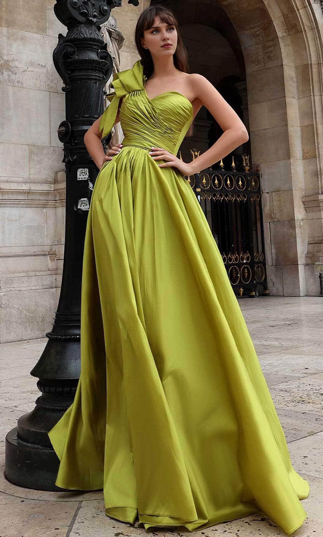 Gowns Evening Dresses/ Ruched Bodice Bow With Hight Slit Prom Gown/ Evening Dresses/ Formal Women's Dresses/ Prom Dress Shops