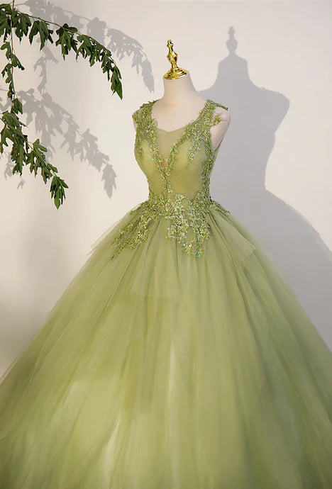 Light Green A-line Tulle with Lace Applique Prom Dress
