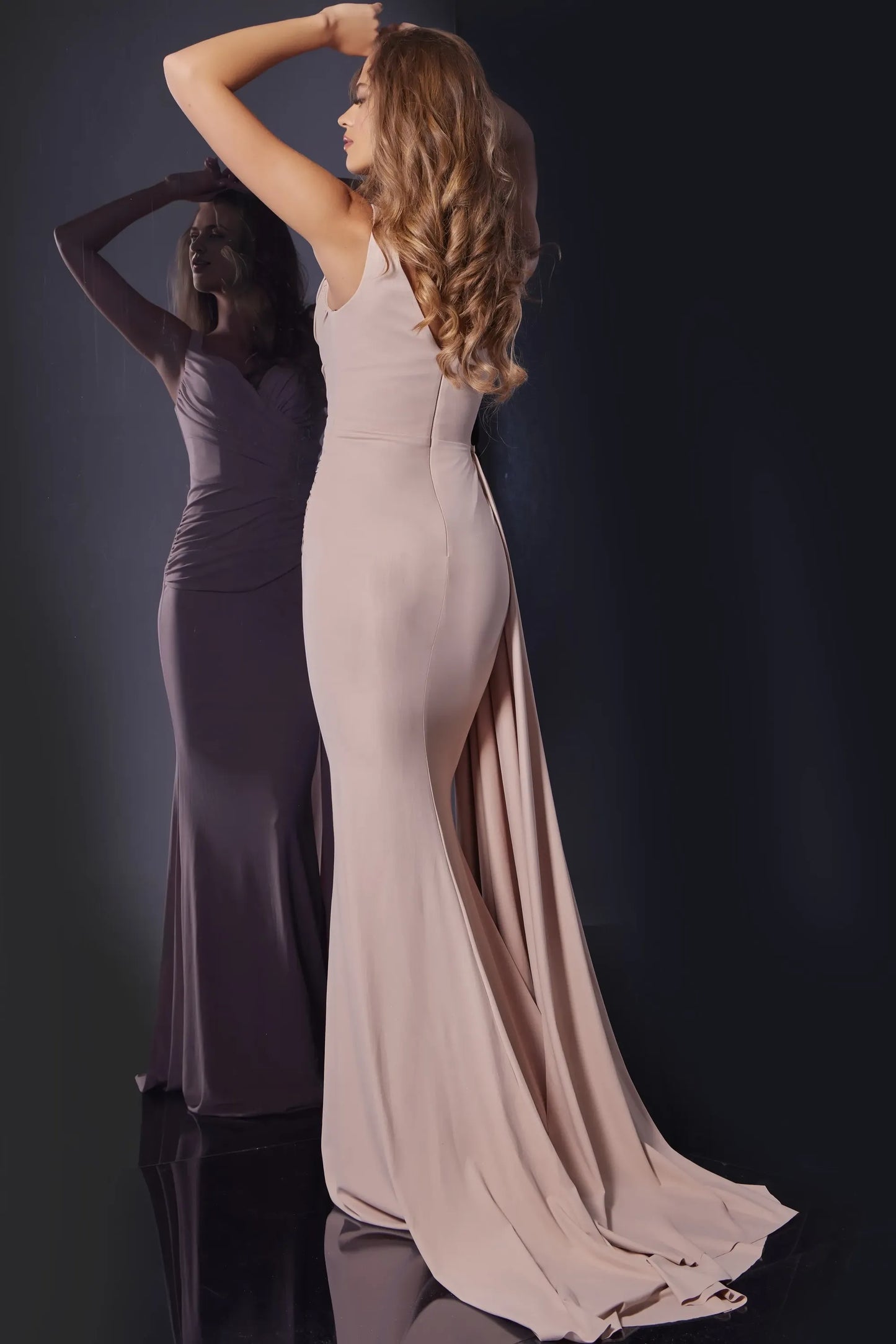 Xuewuba Dress Simple Sweetheart Sleeveless Draped Gown with Ruched Bodice Prom Dress Formal Wear Dresses