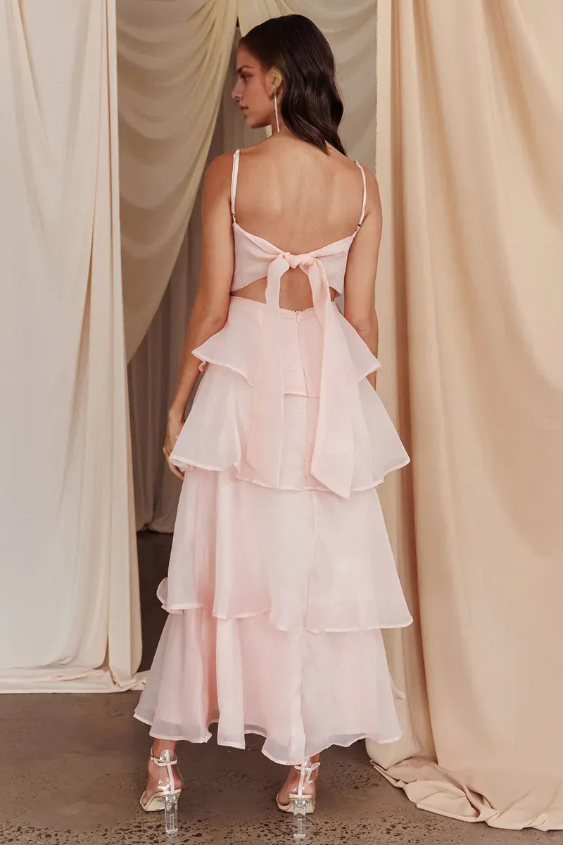 Xuewuba Dress Spaghetti Strap Front Ruched A-Line Tie Up Backless Tiered Ruffled Prom Dress