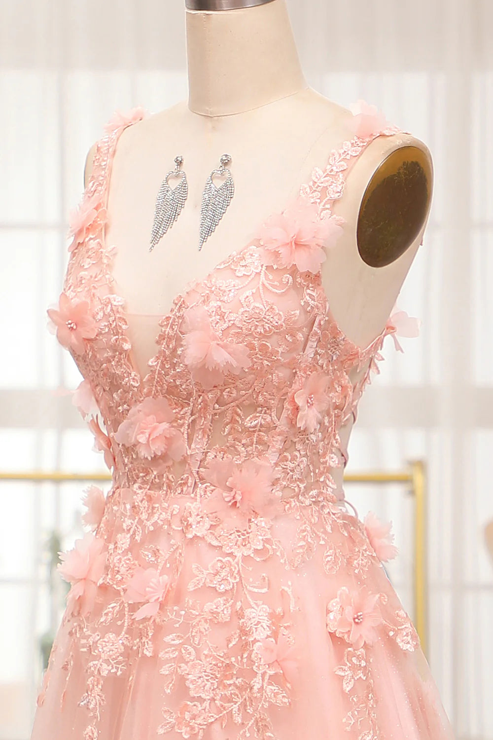 A-Line Spaghetti Straps Long Blush Prom Dress With Appliques