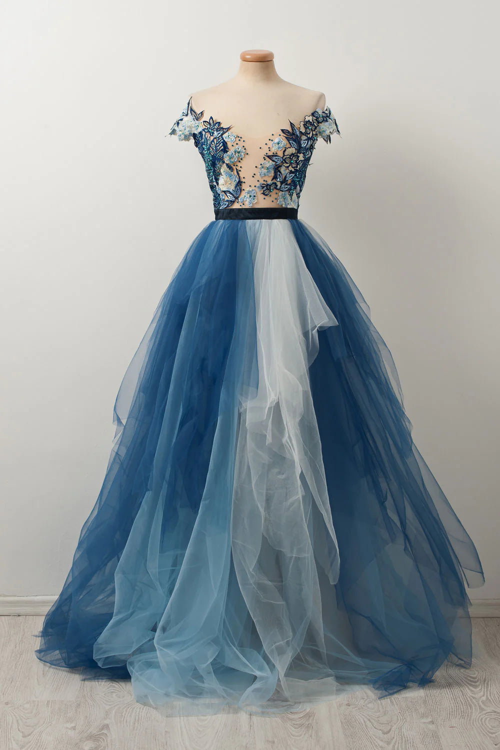 Blue v neck tulle lace long prom Wedding Dresses