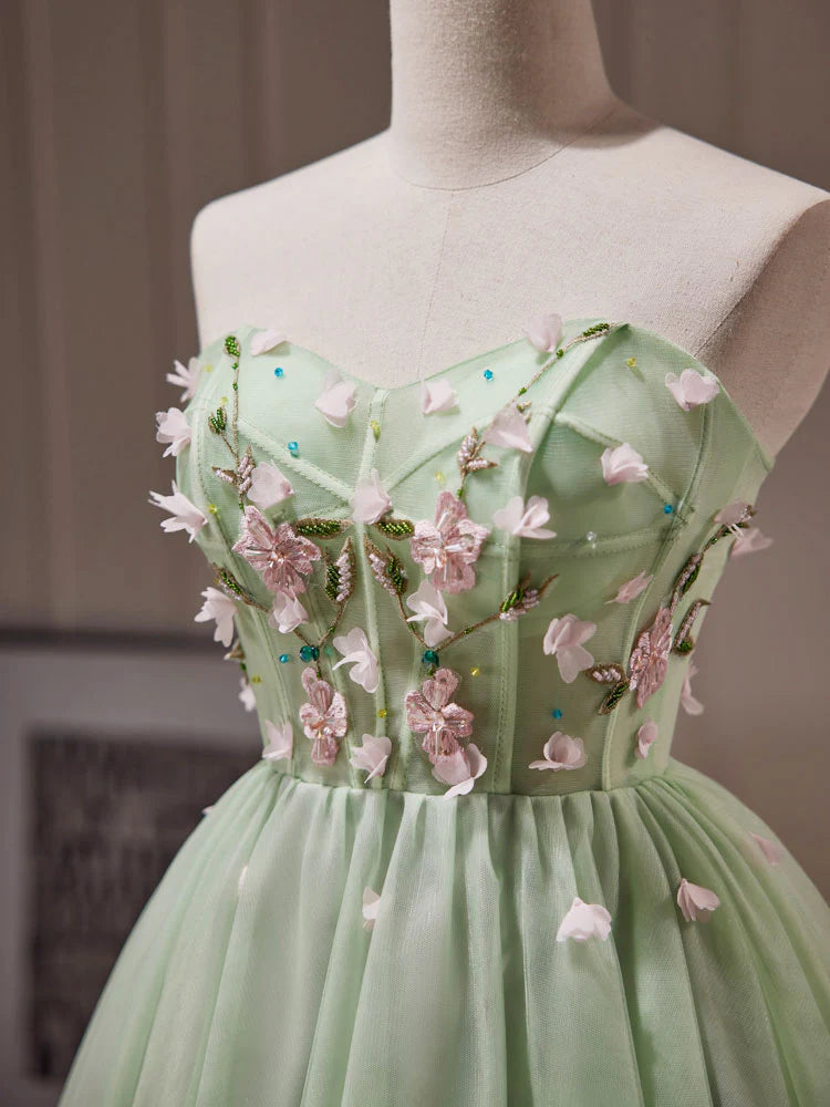 A-Line Sweetheart Neck Tulle Beads Green Short Homecoming Dresses