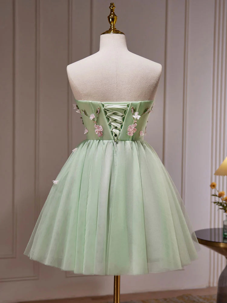 A-Line Sweetheart Neck Tulle Beads Green Short Homecoming Dresses