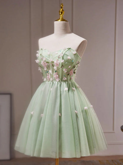 A-Line Sweetheart Neck Tulle Beads Green Short Homecoming Dresses