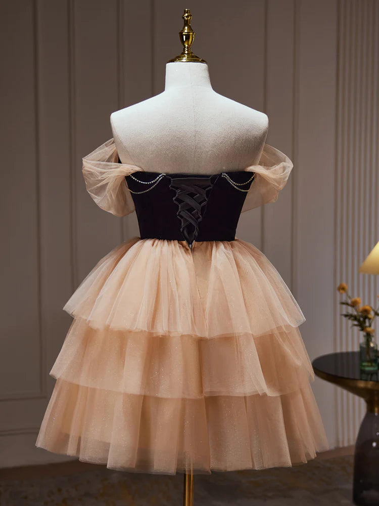 A-Line Sweetheart Neck Tulle Champagne Short Homecoming Dresses