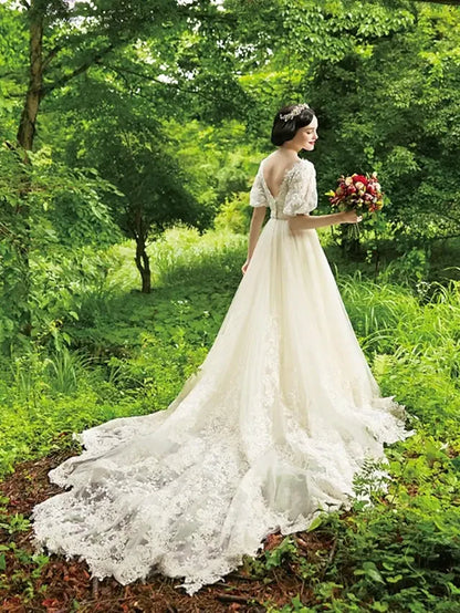 A-Line Wedding Dresses Scoop Neck Chapel Train Lace Tulle Half Sleeve Vintage See-Through with Beading Appliques