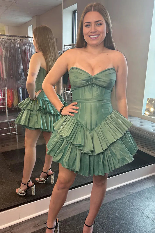 Xuewuba Formal Wear Dresses Green Strapless A-Line Short Corset Homecoming Dress with Ruffles Prom Dress In Store