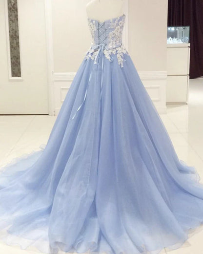 Off-the-Shoulder Lace Sweetheart Corset Tulle Prom Dresses With Applique