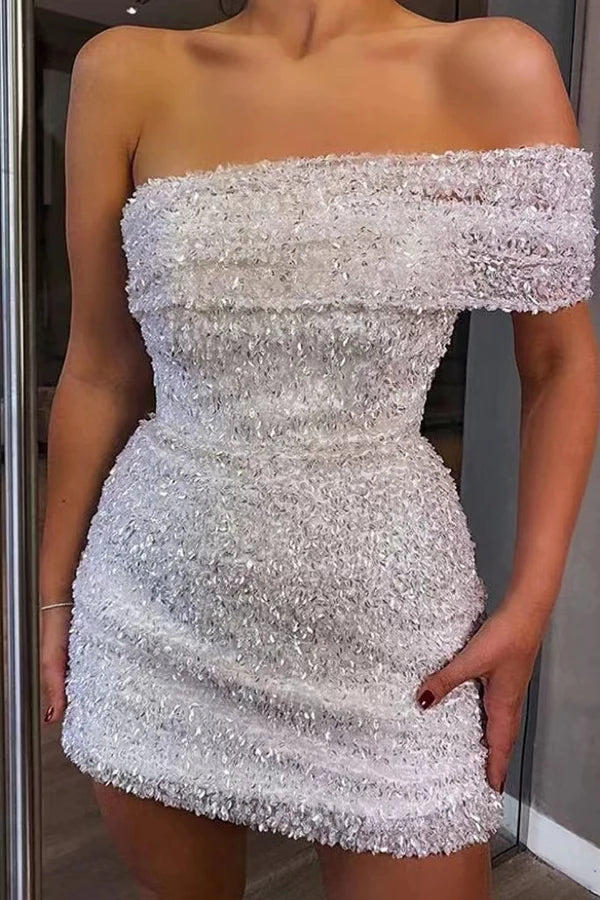 Off-the-Shoulder Sparkly One-Shoulder Sheath Homecoming Short Prom Dress