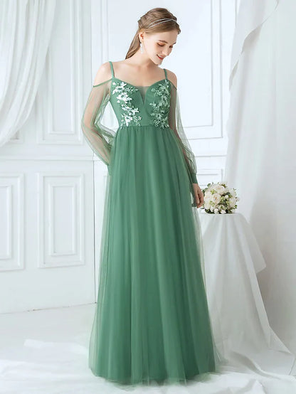 A-Line V-neck Spaghetti Strap Tulle Bridesmaid Dress with Appliques