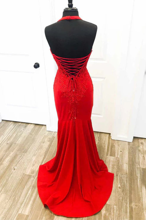 Elegant Halter Mermaid Prom Dress with Appliques