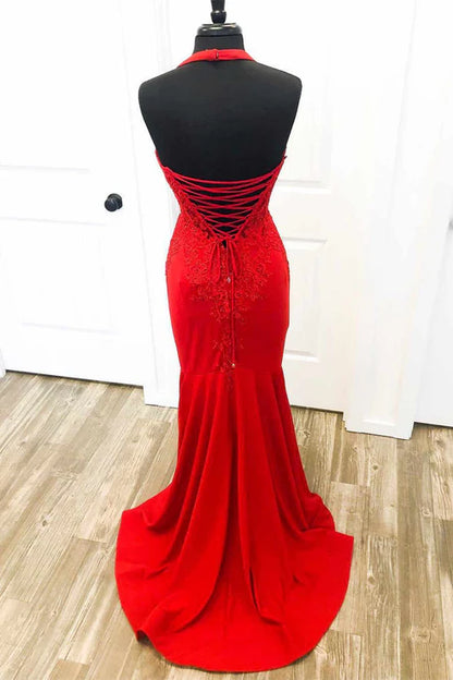 Elegant Halter Mermaid Prom Dress with Appliques