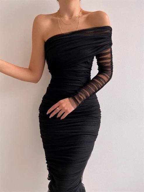 Single Shoulder Long Sleeved Slim Fit  Prom Dress