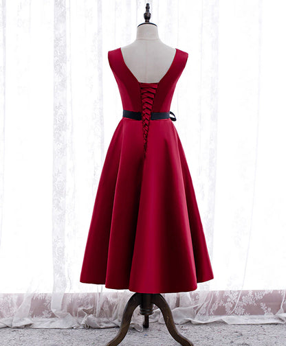 Simple V Neck Satin Burgundy Short Prom Dress