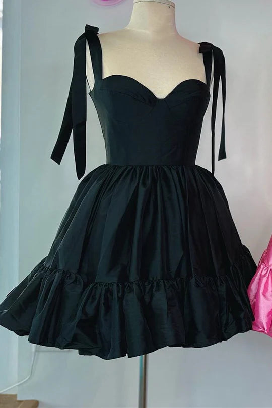 A-Line Sweetheart Bow Strap Homecoming Dress