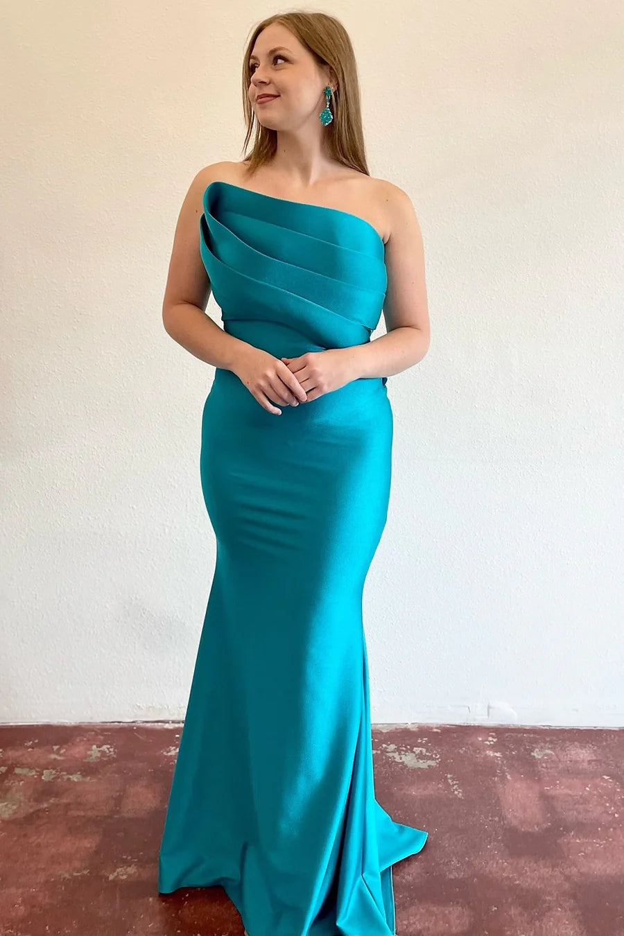 Asymmetrical Strapless Ruched Mermaid Prom Dress