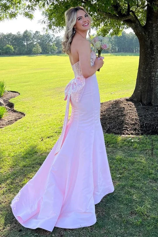 Sweetheart Bow-Back Trumpet Prom Dress With Sequin-Embroidery