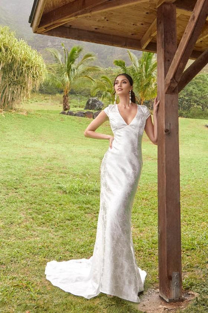 Xuewuba Wedding Dresses Loveliest Dream White Satin Jacquard Backless Mermaid Maxi Dress Formal Women's Dresses