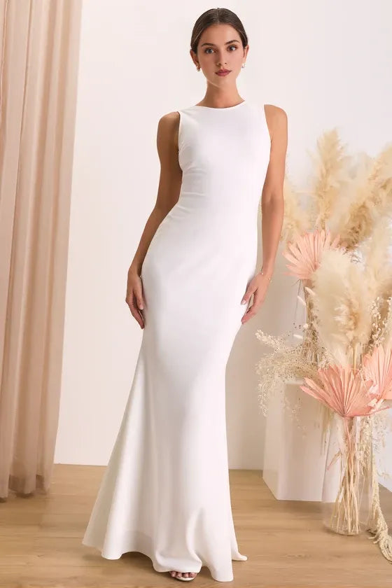 Simple White Backless Sleeveless Mermaid Wedding Dress With V Back