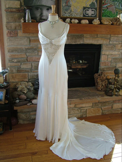 Spaghetti Straps Sleeveless Sparkle White Long Wedding Dress With Train