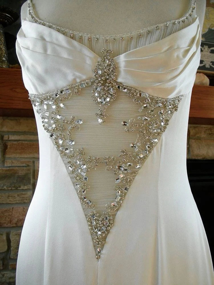 Spaghetti Straps Sleeveless Sparkle White Long Wedding Dress With Train