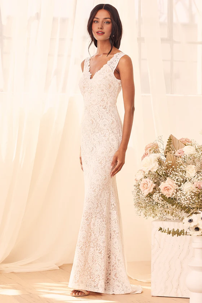 Spectacular Backless White Lace Sleeveless Mermaid Wedding Dress With Train