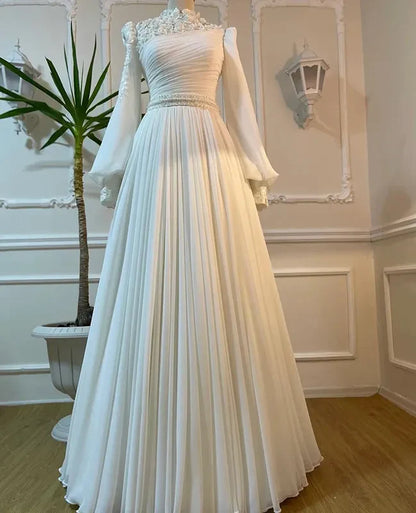 Wedding Dress Long Sleeves With Pearls Chiffon Appliques Long Pleated Bridal Gowns