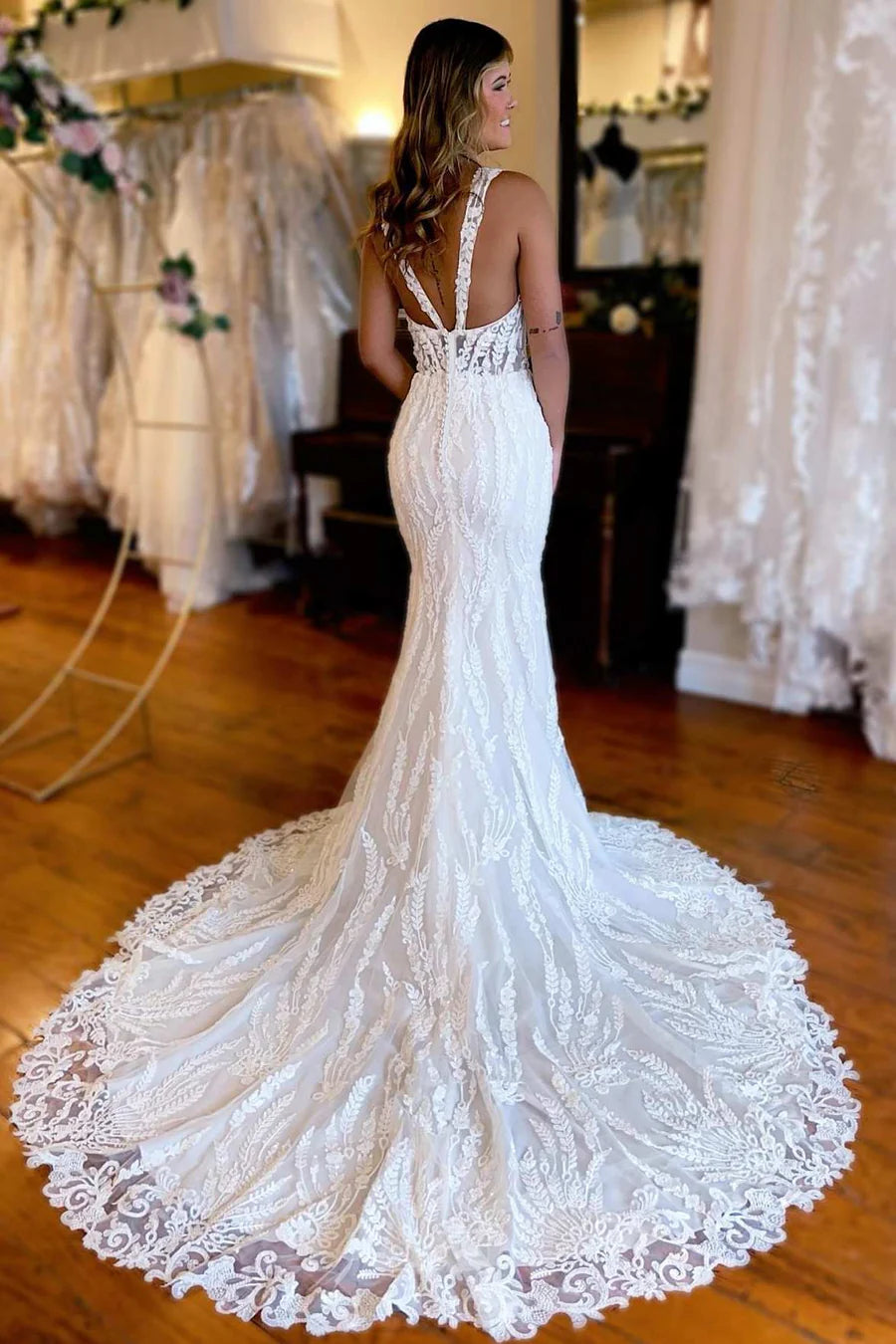 White Lace Mermaid Long Wedding Dress