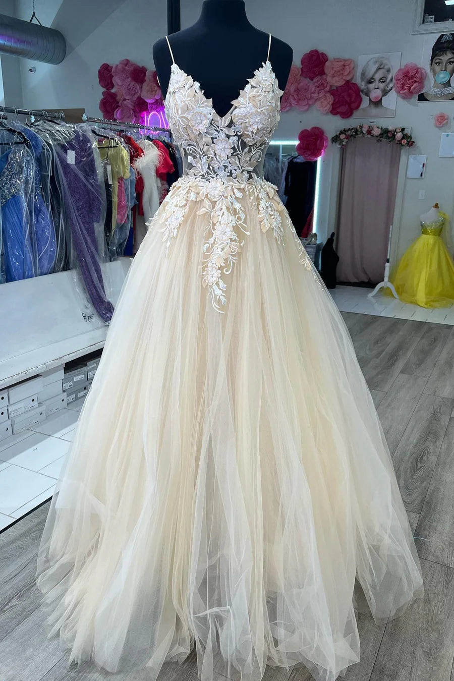 A-Line Spaghetti Strap Long Prom Dress With Tulle Applique