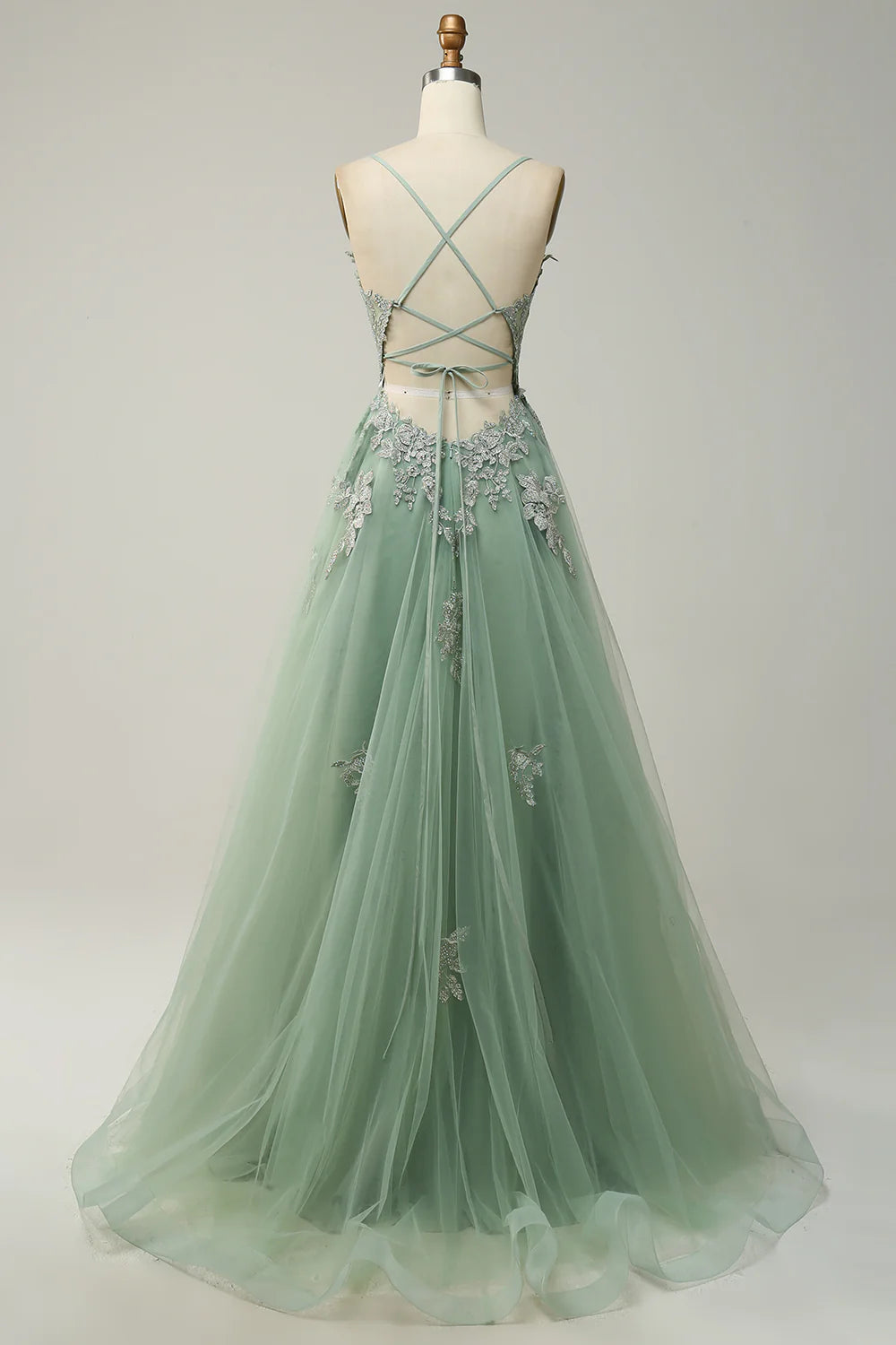 Spaghetti Straps Appliques Tulle Prom Dress