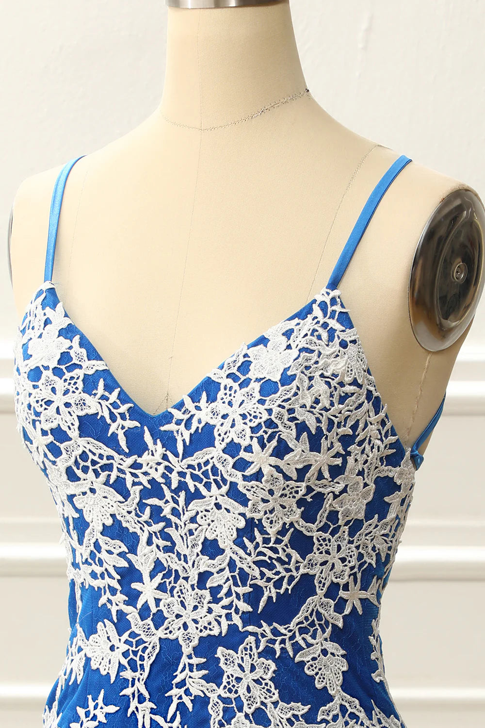 Blue Spaghetti Straps Tight Homecoming Dress With Appliques