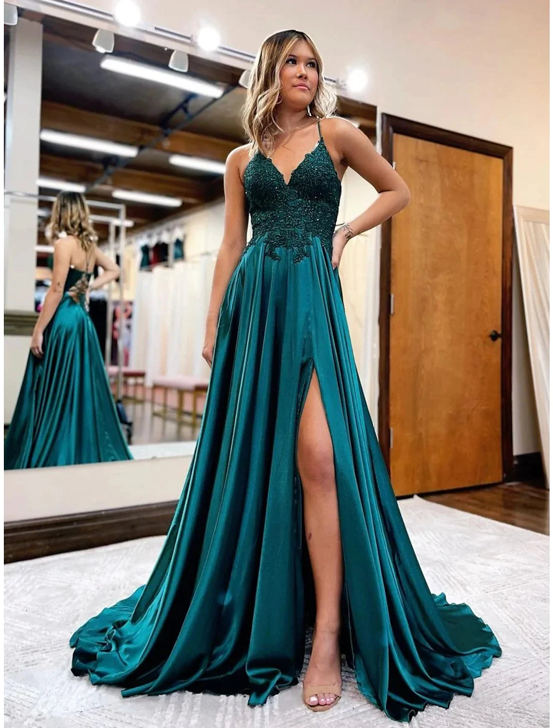 A-Line Prom Dresses Empire Dress Formal Wedding Party Court Train Sleeveless V Neck Satin Backless with Beading Appliques