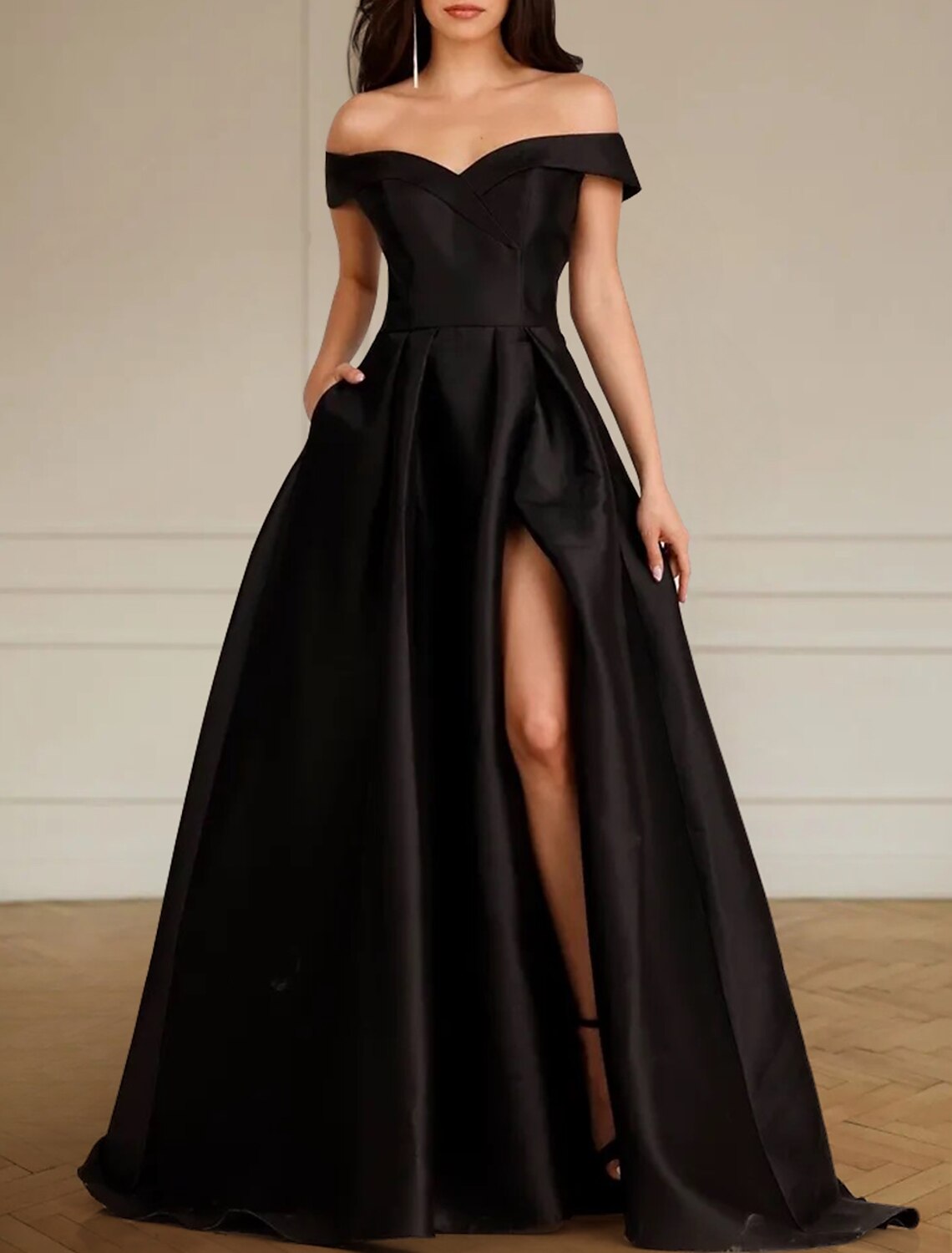 Engagement Formal Black Wedding Dresses A-Line Off Shoulder Sleeveless Sweep / Brush Train Satin Bridal Gowns