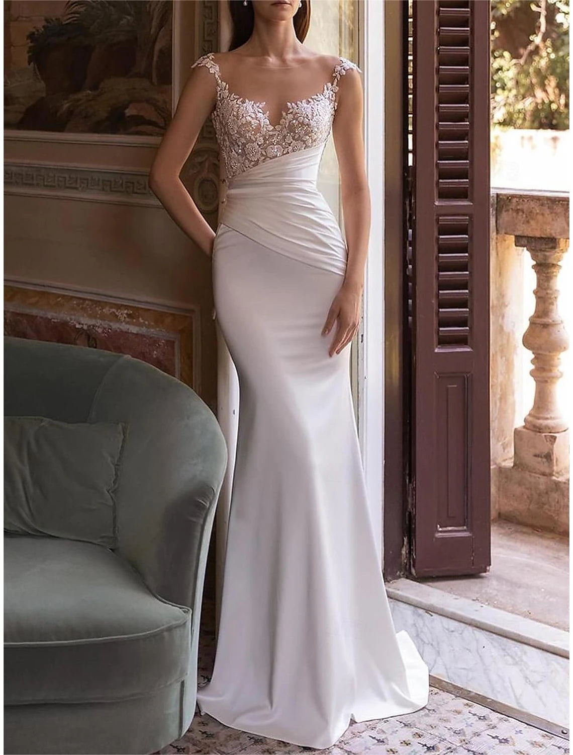 Wedding Dresses Ball Gown Off Shoulder V Neck Sleeveless Chapel Train Satin Bridal Gowns