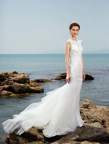 Mermaid / Trumpet Bateau Neck Sweep / Brush Train Lace / Tulle Made-To-Measure Wedding Dresses with Lace / Ruched