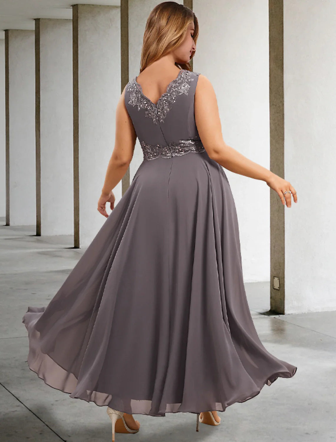 Evening Gown Elegant Dress Formal Tea Length Sleeveless V Neck Chiffon with Appliques