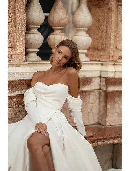 Hall Simple Wedding Dresses A-Line Off Shoulder Long Sleeve Court Train Satin Bridal Gowns