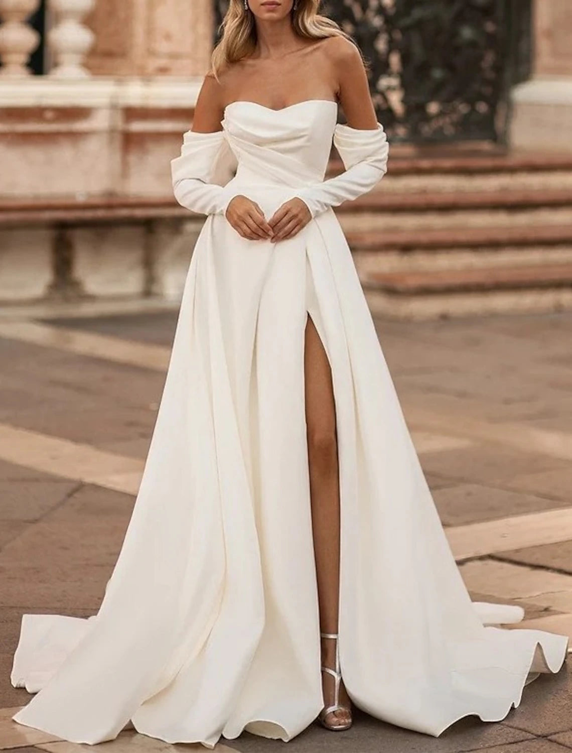 Hall Simple Wedding Dresses A-Line Off Shoulder Long Sleeve Court Train Satin Bridal Gowns