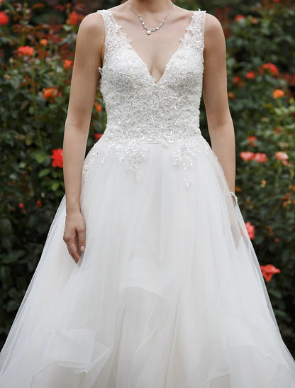 Hall Wedding Dresses Princess Plunging Neck Sleeveless Chapel Train Tulle Bridal Gowns With Sequi