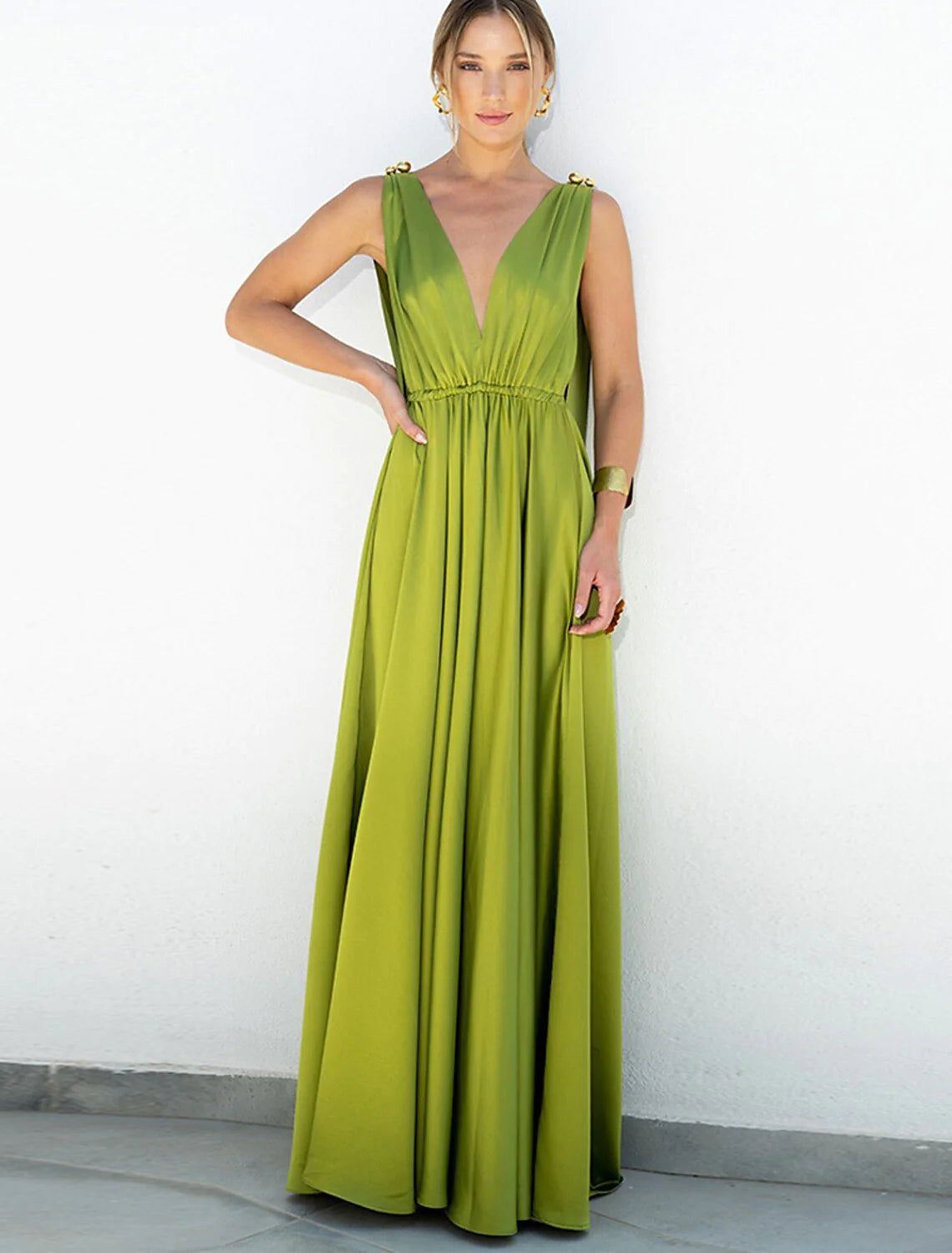 A-Line Party Dresses Elegant Dress Holiday Sweep / Brush Train Sleeveless V Neck Chiffon with Pleats