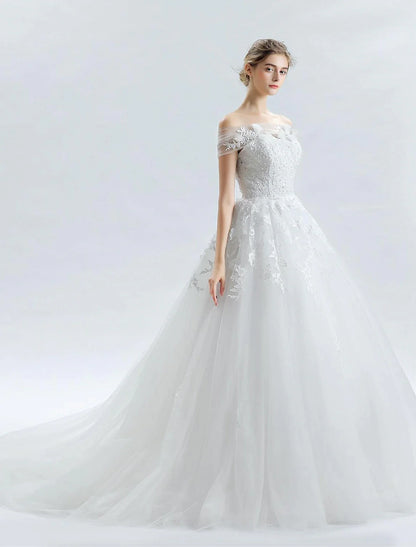 Hall Wedding Dresses Ball Gown Off Shoulder Sleeveless Cathedral Train Satin Bridal Gowns With Lace Beading