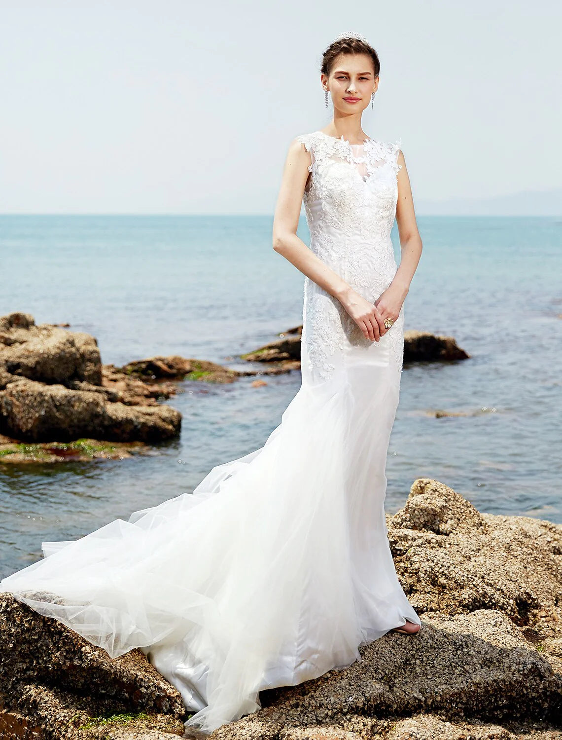 Mermaid / Trumpet Bateau Neck Sweep / Brush Train Lace / Tulle Made-To-Measure Wedding Dresses with Lace / Ruched