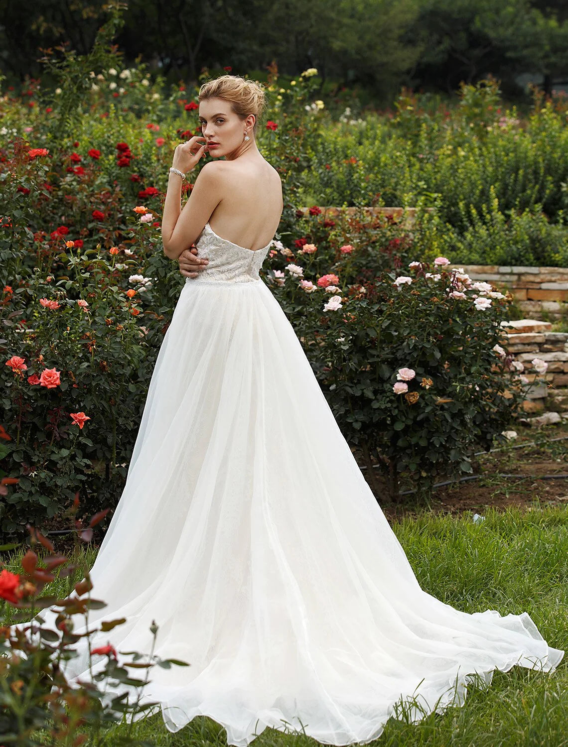 Hall Wedding Dresses Mermaid / Trumpet Sweetheart Strapless Court Train Lace Bridal Gowns With Beading Appliques