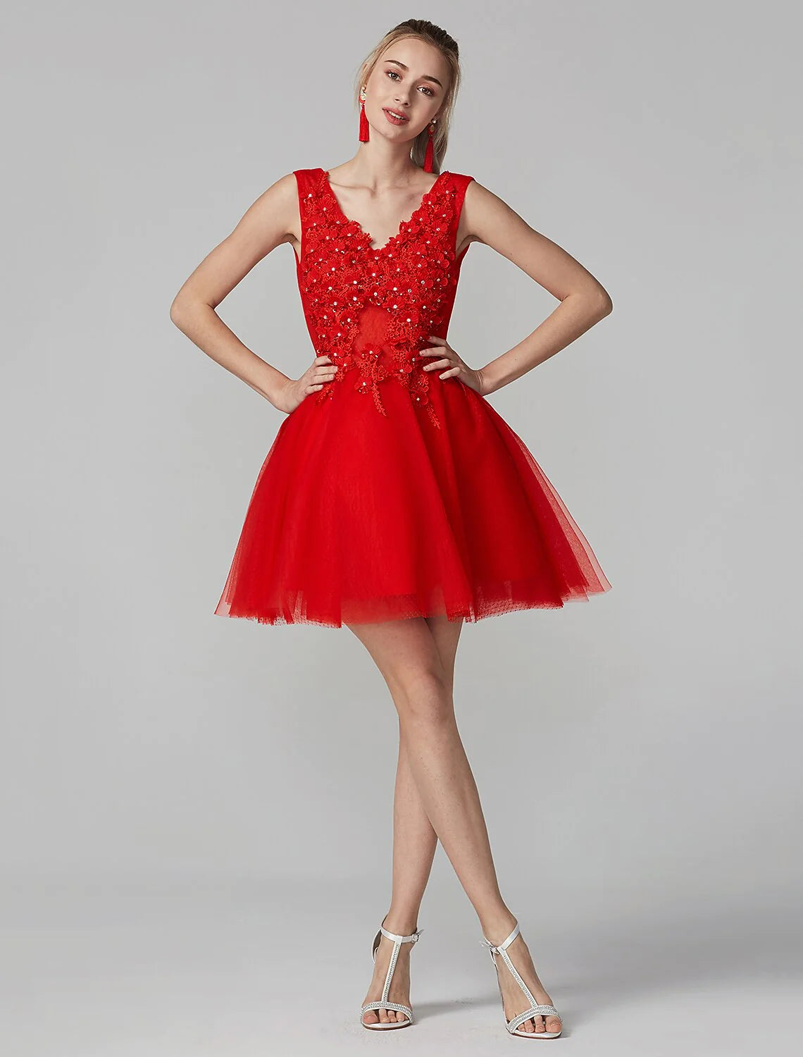 A-Line Party Dress Homecoming Short / Mini Sleeveless V Neck Lace Over Tulle with Crystals Appliques