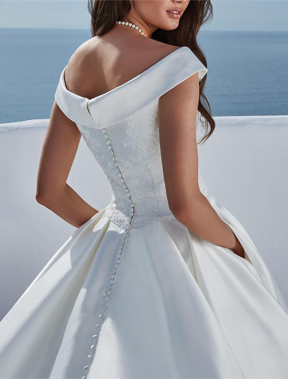 Wedding Dresses Ball Gown Off Shoulder V Neck Regular Straps Chapel Train Satin Bridal Gowns