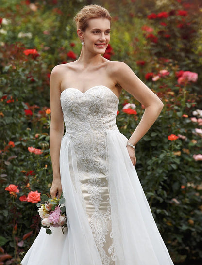 Hall Wedding Dresses Mermaid / Trumpet Sweetheart Strapless Court Train Lace Bridal Gowns With Beading Appliques