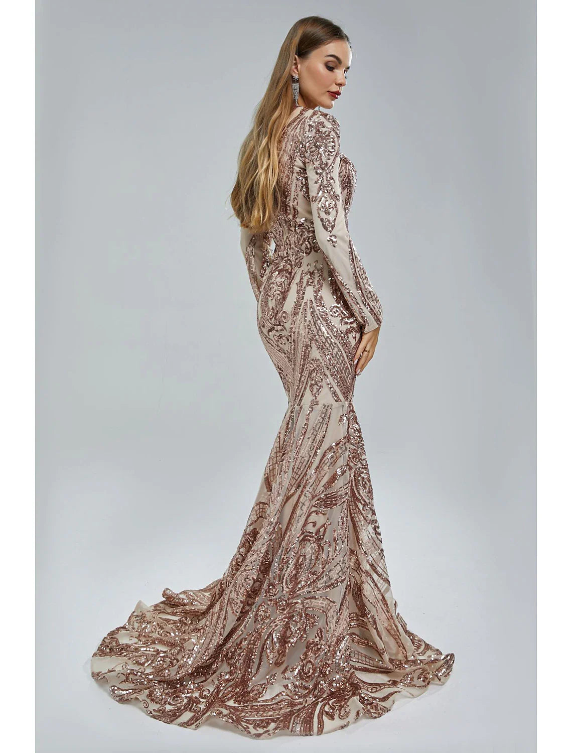 Mermaid / Trumpet Evening Gown Sparkle & Shine Dress Formal Court Train Long Sleeve V Neck African American Lace