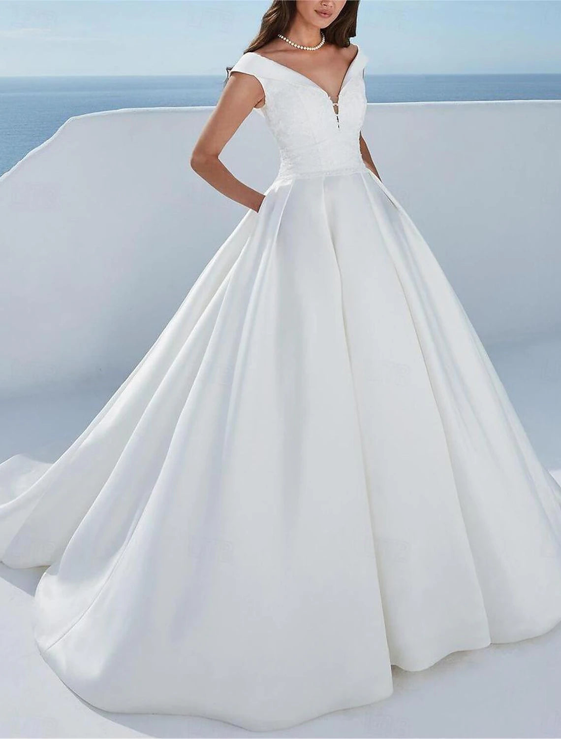 Wedding Dresses Ball Gown Off Shoulder V Neck Regular Straps Chapel Train Satin Bridal Gowns